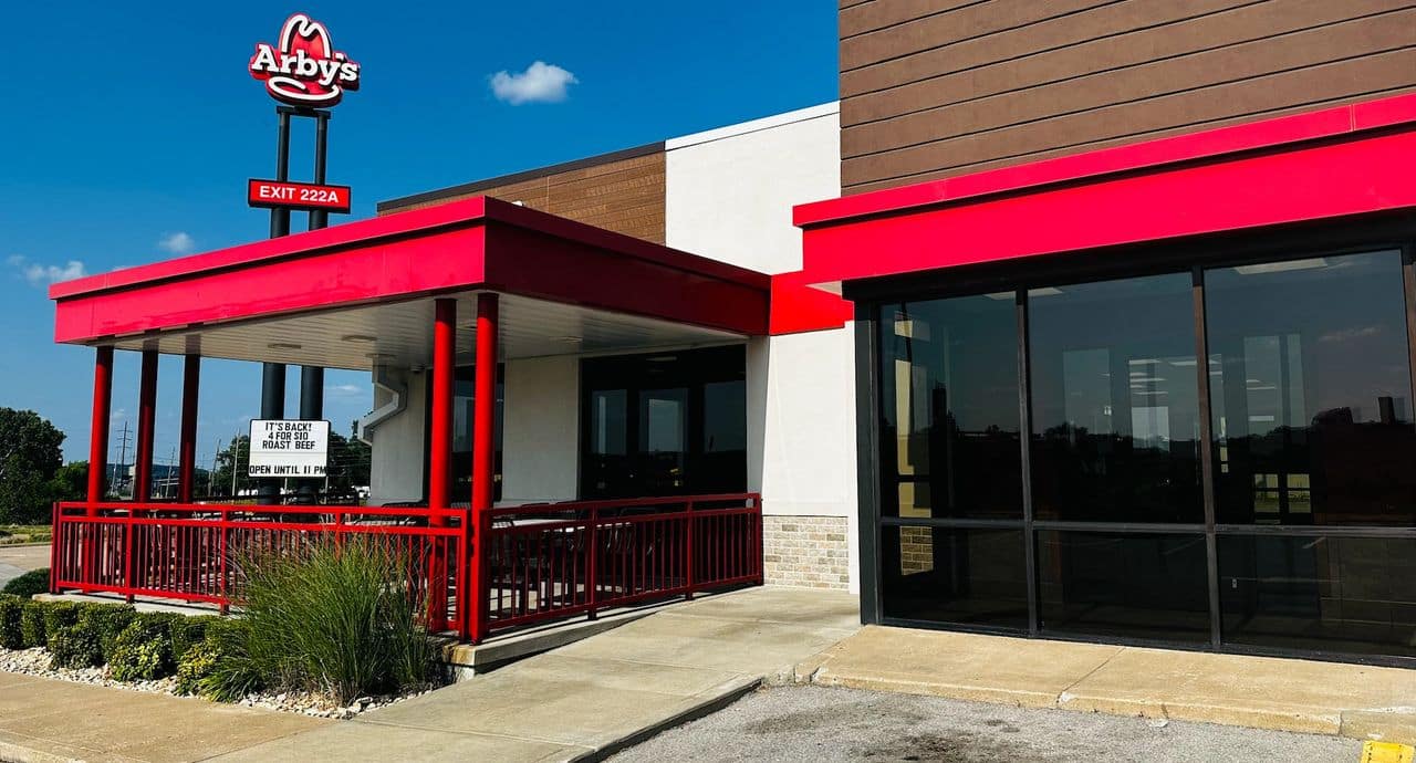 Dena had recently started working at this Arby's restaurant.